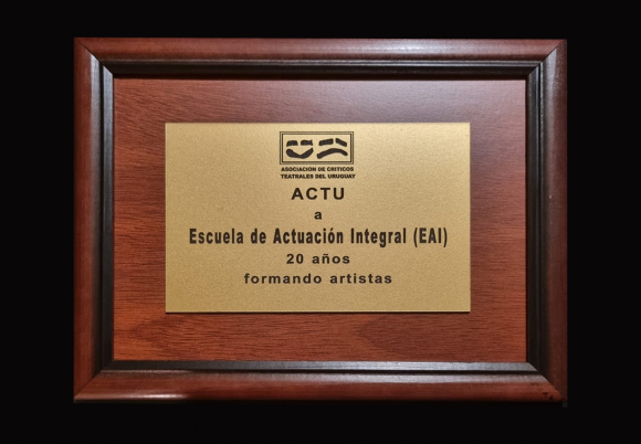 EAI recibe reconocimiento a la trayectoria en los Premios Florencio 2021 EAI recibe reconocimiento a la trayectoria en los Premios Florencio 2021